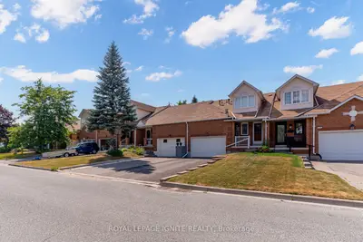 Att/Row/Townhouse in Peterborough