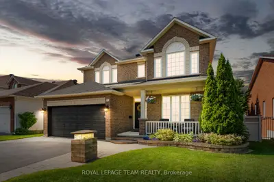 Detached in Barrhaven
