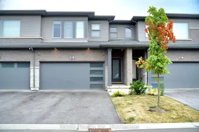 Condo Townhouse in Niagara Falls