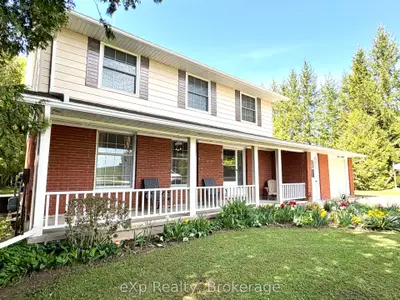 Detached in West Grey