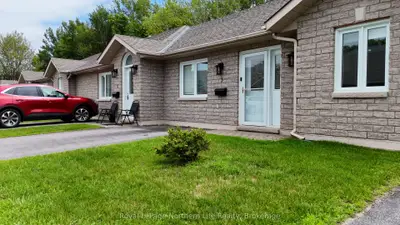 Condo Townhouse in North Bay