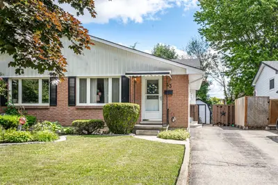 Semi-Detached in Stratford
