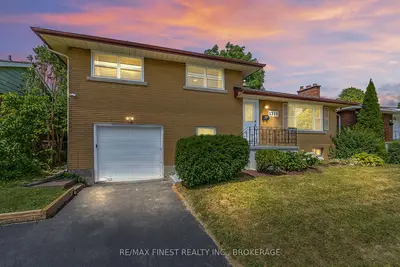 Detached in Kingston