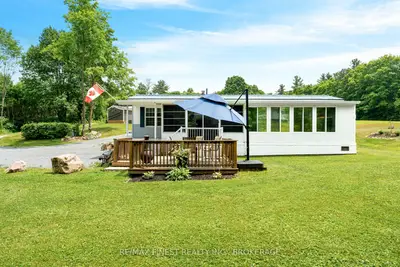 MobileTrailer in Frontenac