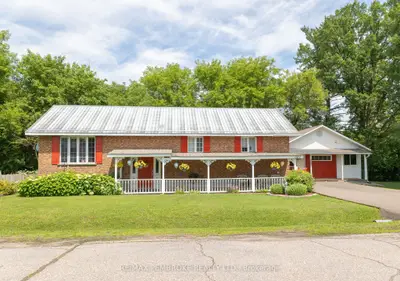 Detached in Pembroke