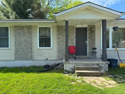 41 MACOOMB Drive MAIN, Welland, ON L3C 5V1