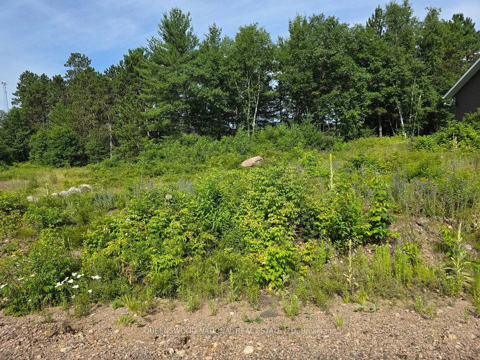 0 Lakeview Parkway N, Madawaska Valley, ON K0J 1B0
