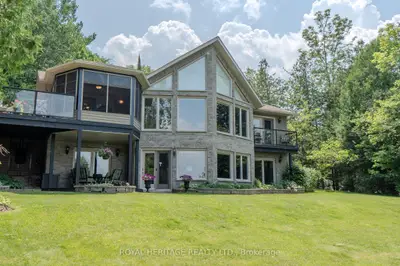 Detached in East Ferris
