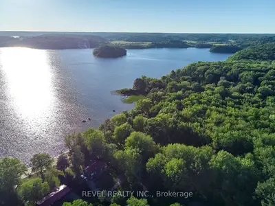 Detached in Muskoka Lakes