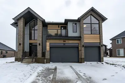 Detached in Stratford