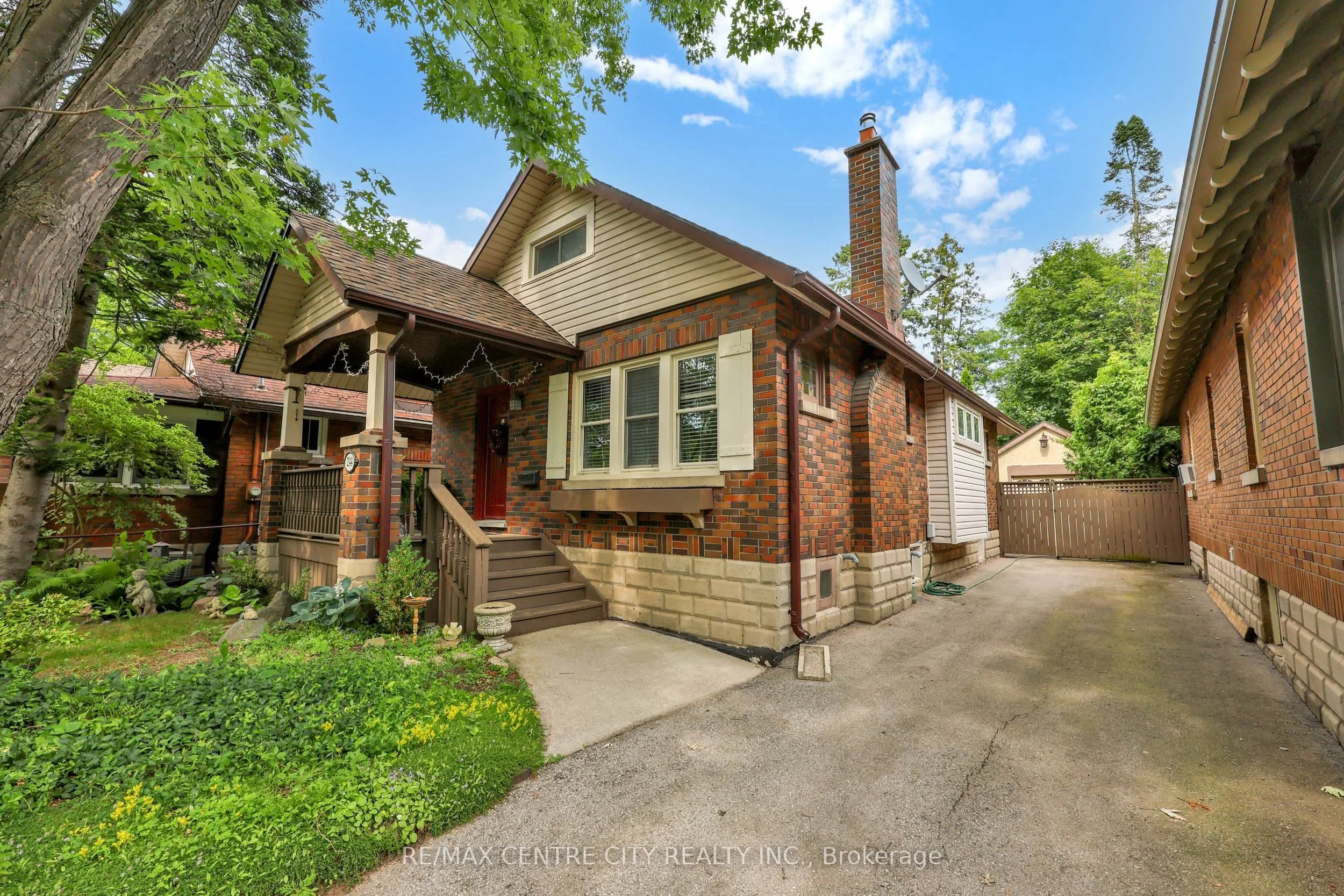 244 Cathcart Street, London South, ON N6C 3N2