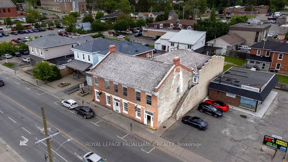 145 Pinnacle Street 4, Belleville, ON K8N 3A5