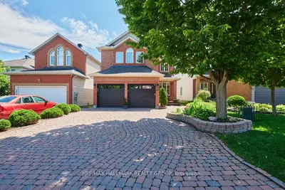 Detached in Overbrook - Castleheights and Area