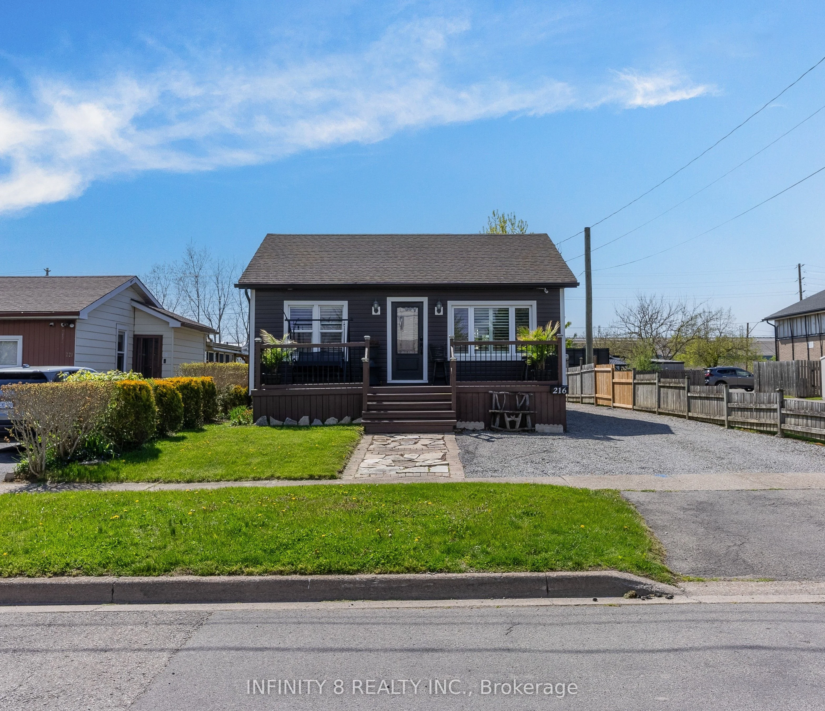 Detached in Welland
