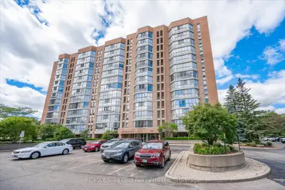Condo Apartment in Waterloo
