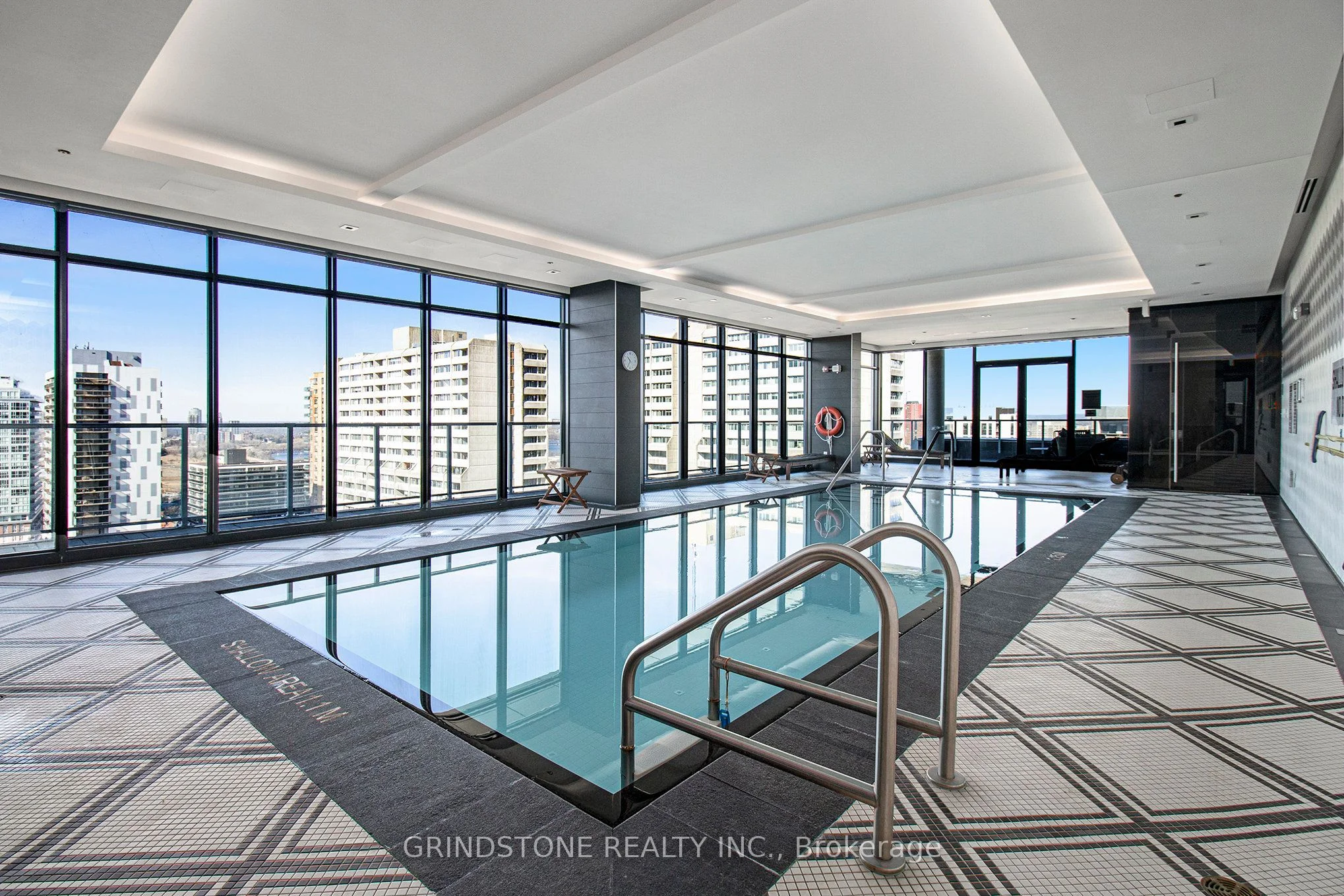 255 Bay Street 313, Ottawa Centre, ON K1R 0C5