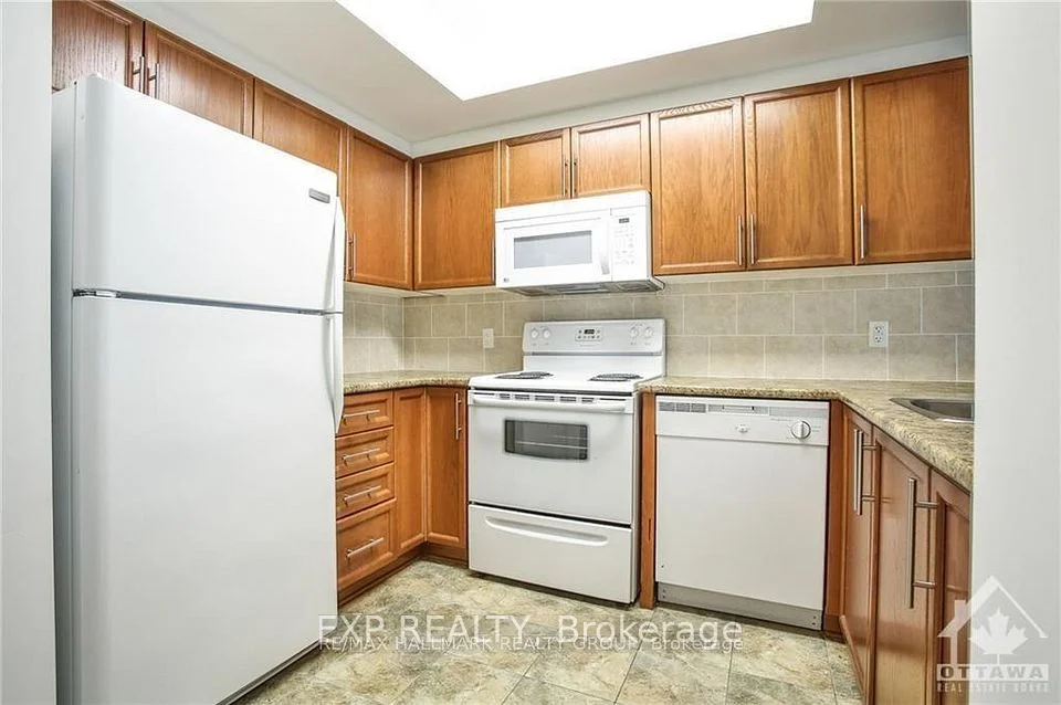 200 Rideau Street 1111, Lower Town - Sandy Hill, On K1n 5y1