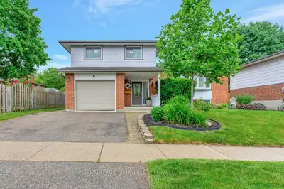 Detached in Guelph