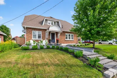 Detached in Gravenhurst