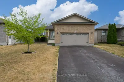 Detached in Quinte West