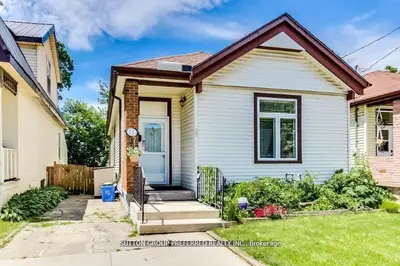 Detached in London East