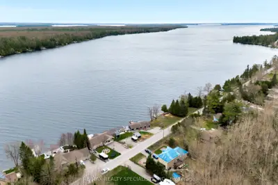 Detached in Kawartha Lakes