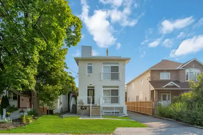 Triplex in Carlingwood - Westboro and Area