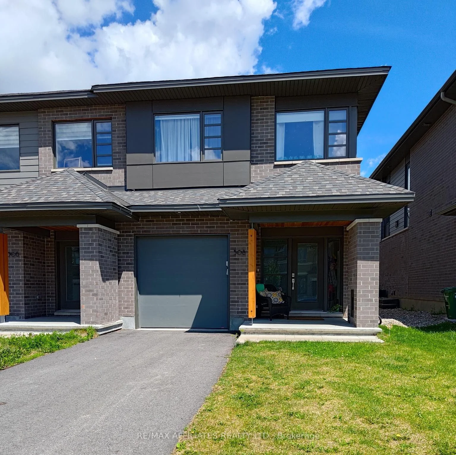 508 Borbridge Avenue, Blossom Park - Airport and Area, ON K4M 0H9
