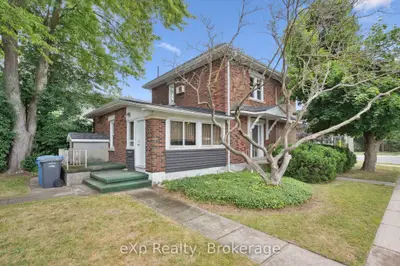 Detached in Guelph