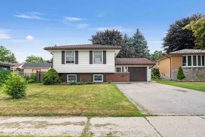 Detached in Guelph