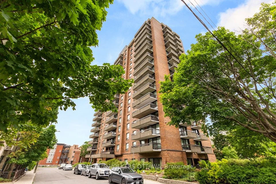 20 The Driveway Avenue 605, Ottawa Centre, ON K2P 1C8