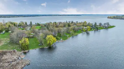 Detached in Kawartha Lakes