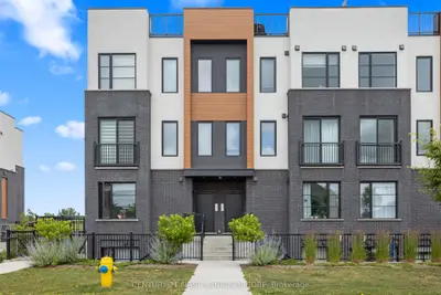 Condo Townhouse in London South