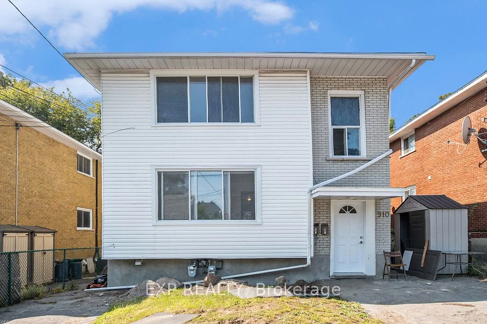 910 Watson Street, Britannia Heights - Queensway Terrace N And Area, On K2b 6b9