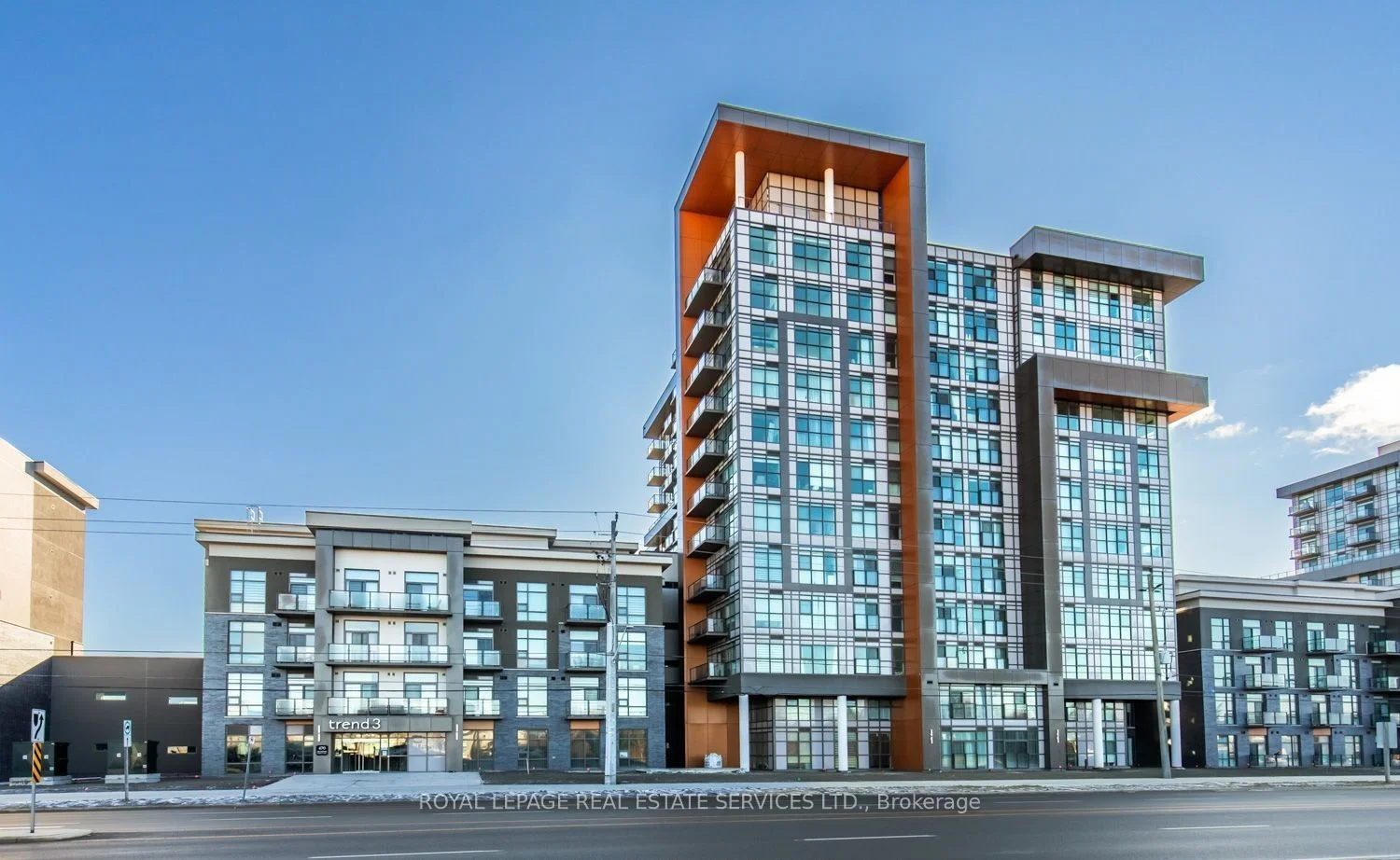Condo Apartment in Hamilton