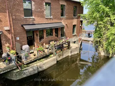Condo Apartment in Mississippi Mills