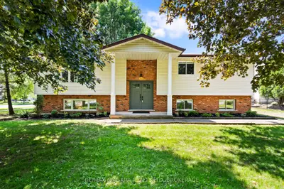 Detached in Pelham