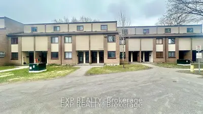 Condo Townhouse in Kitchener