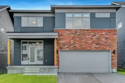 Detached in Blossom Park - Airport and Area