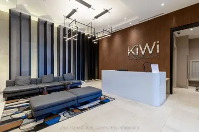 Condo Apartment in Hamilton