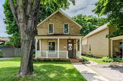 Detached in Brant