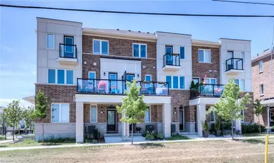 Condo Townhouse in Kitchener