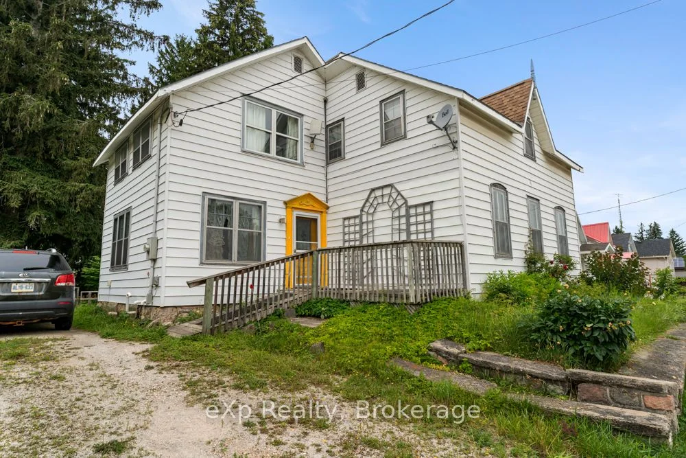 134 Garafraxa Street, Chatsworth, ON N0H 1G0