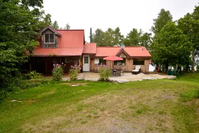 Other in Frontenac Islands