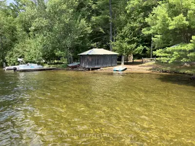 1045 Reynolds Road, Minden Hills, ON K0M 2K0