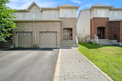 Att/Row/Townhouse in Barrhaven