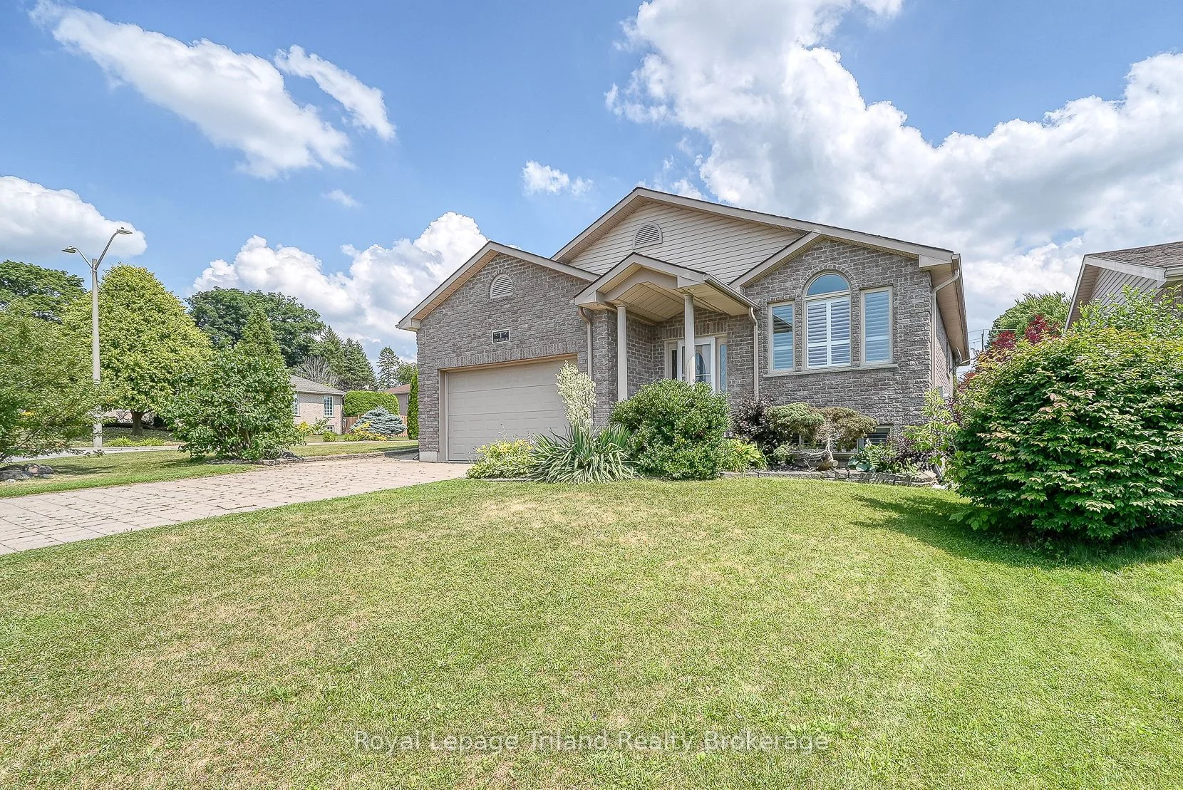 Detached in Ingersoll