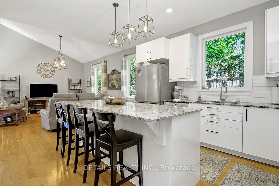 2565 Page Road, Orleans - Convent Glen And Area, On K1w 1e5