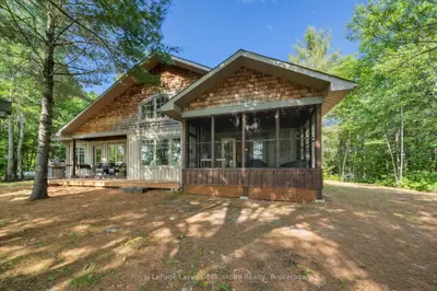 Detached in Algonquin Highlands