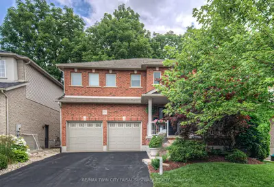 Detached in Cambridge